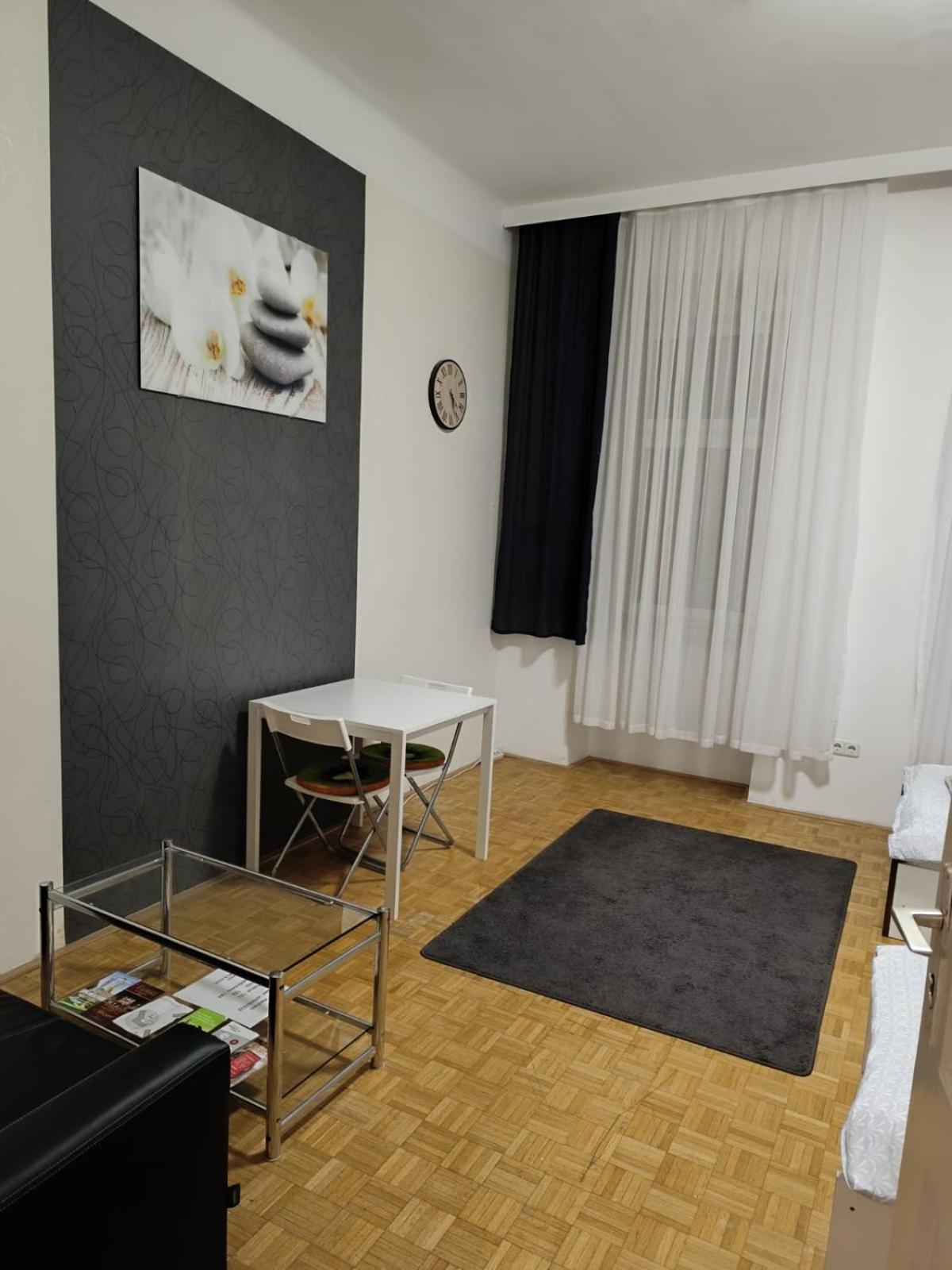 Wohnung In Der Naehe Wiener Stadthalle Und Zentrum 9 외부 사진